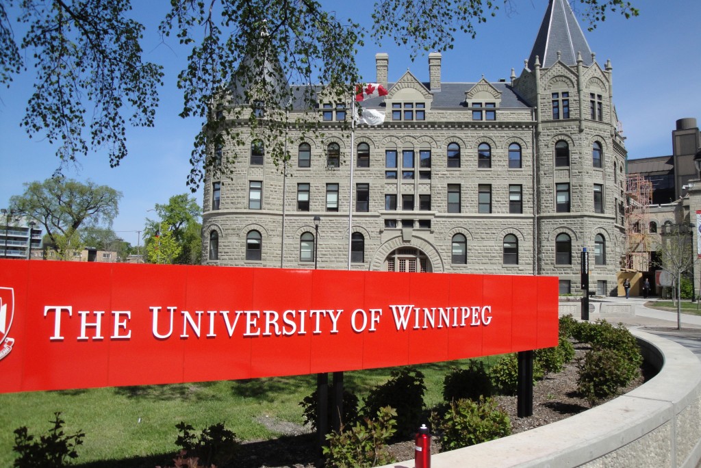 Học bổng trường Đại học Winnipeg Canada